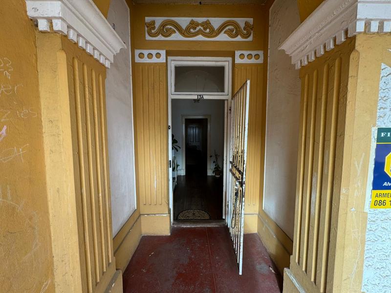 2 Bedroom Property for Sale in Observatory Western Cape